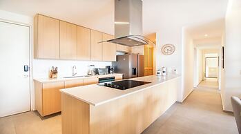 Condo Aria Ocean 206 by Kivoya