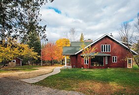 Grayling Gem Royal Stag Lodge