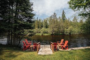 Grayling Gem Royal Stag Lodge