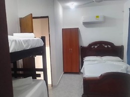 CASA DE 2 HAB 2AG-1M CON JACUZZI Y WIFI