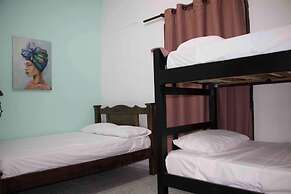 CASA DE 2 HAB 2AG-1M CON JACUZZI Y WIFI