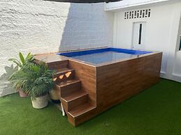 CASA DE 2 HAB 2AG-1M CON JACUZZI Y WIFI