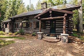 Nature's Beauty Loft Forks River Lodge