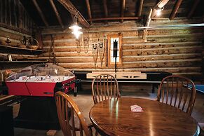 Nature's Beauty Loft Forks River Lodge