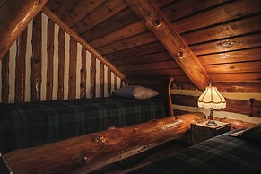 Nature's Beauty Loft Forks River Lodge
