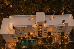 HUE GUH The Porto Candolim