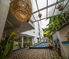 HUE GUH The Porto Candolim