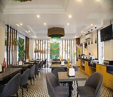 HUE GUH The Porto Candolim