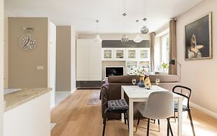 Studio Nowy Świat 47A by Renters