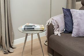 Studio Nowy Świat 47A by Renters