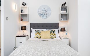 Studio Al. Wyzwolenia 10 by Renters