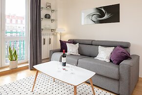 Apartment Al. Wyzwolenia 10 by Renters