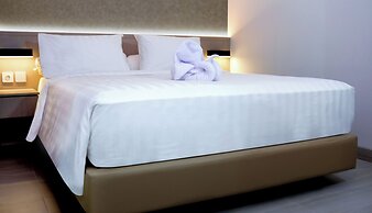 Front One Boutique Hotel Taman Anggrek