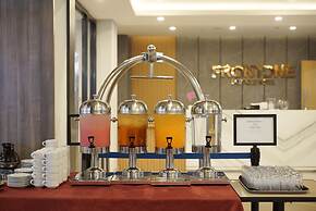 Front One Boutique Hotel Taman Anggrek