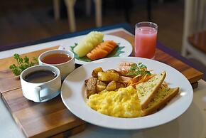 Front One Boutique Hotel Taman Anggrek