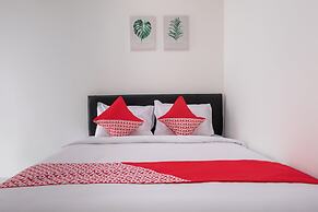 OYO 2919 Andung Residence
