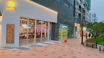 Yeongjong Shine Hotel