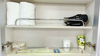 Yeongjong Shine Hotel