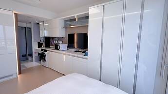 Yeongjong Shine Hotel