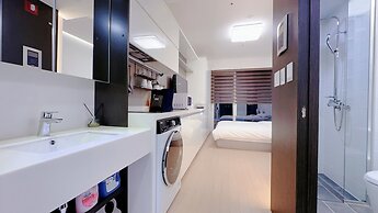 Yeongjong Shine Hotel