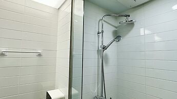 Yeongjong Shine Hotel