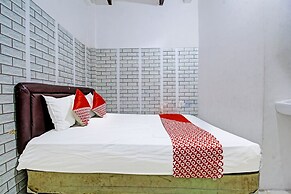 OYO 3012 Coupis Guesthouse Syariah