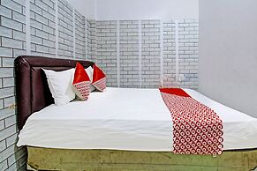 OYO 3012 Coupis Guesthouse Syariah