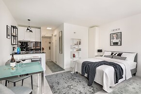 Plac Grzybowski Studio by Renters