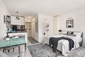 Plac Grzybowski Studio by Renters