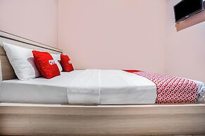 SPOT ON 2974 Penginapan Roma 88