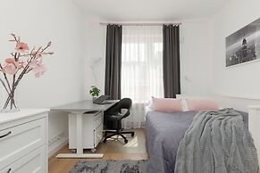 Żoliborz Artystyczny Warsaw by Renters