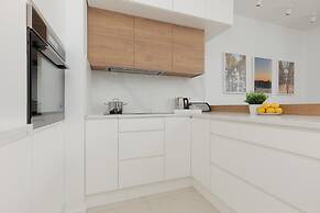 Żoliborz Artystyczny Warsaw by Renters