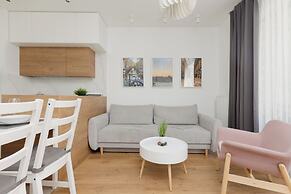 Żoliborz Artystyczny Warsaw by Renters