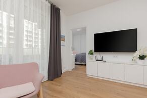 Żoliborz Artystyczny Warsaw by Renters