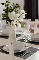 Żoliborz Artystyczny Warsaw by Renters