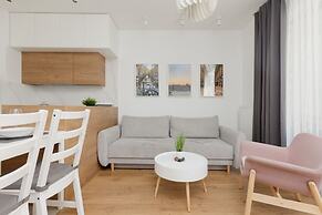 Żoliborz Artystyczny Warsaw by Renters