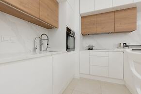 Żoliborz Artystyczny Warsaw by Renters