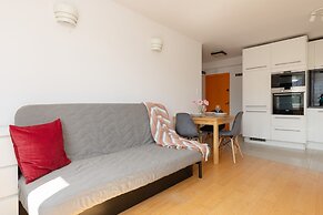 Powiśle Apartment Topiel by Renters