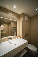 Eleven Business & Sport Hotel