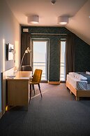 Eleven Business & Sport Hotel