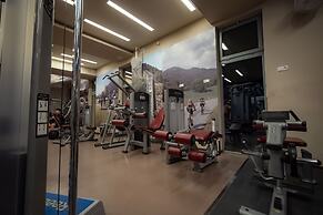 Eleven Business & Sport Hotel