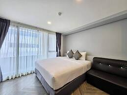 14 Sathorn hotel