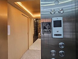 14 Sathorn hotel