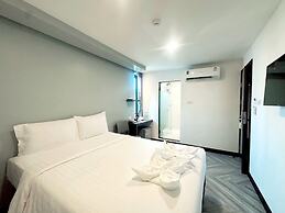 14 Sathorn hotel