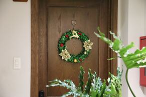 Flower Beachstay & Coffee