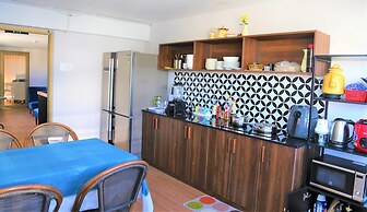 Flower Beachstay & Coffee