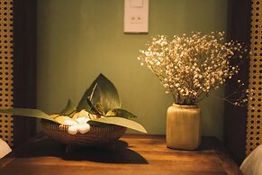 Flower Beachstay & Coffee