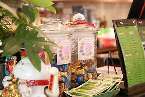 Flower Beachstay & Coffee