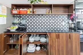 Flower Beachstay & Coffee