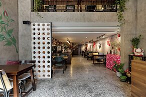 Flower Beachstay & Coffee